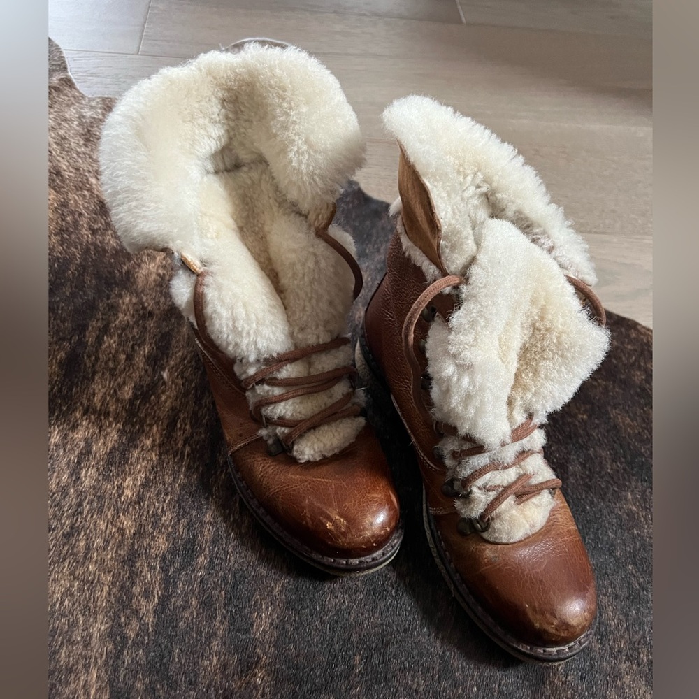 Pajar Leather Winter Boots - Lamb Lined Hiker Style - Picture 4 of 9